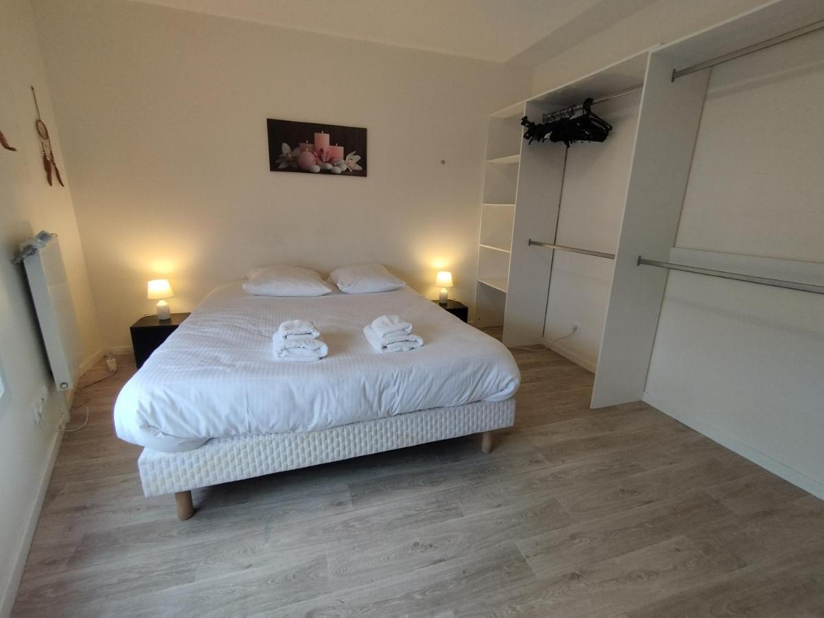 Saint Denis Appartement 2 Chambres Avec Parking Bagian luar foto
